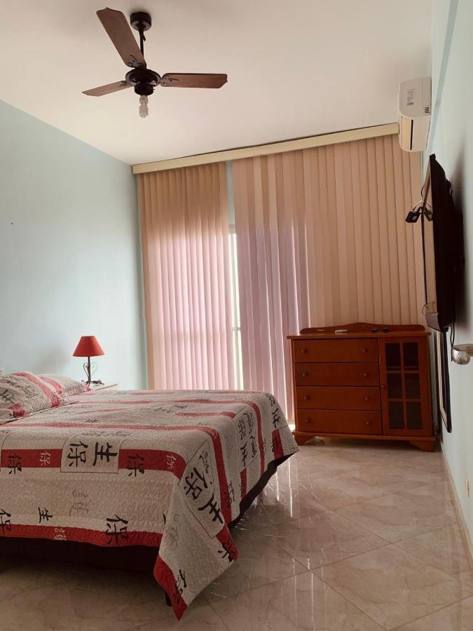 Boulevard Center 2 1814 Apartment